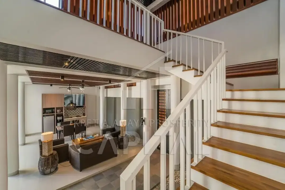 ENJOY AND FUN STAYCATION WITH A BEAUTIFUL VILLA IN THE ULUWATU BALI - Image 10 of 10