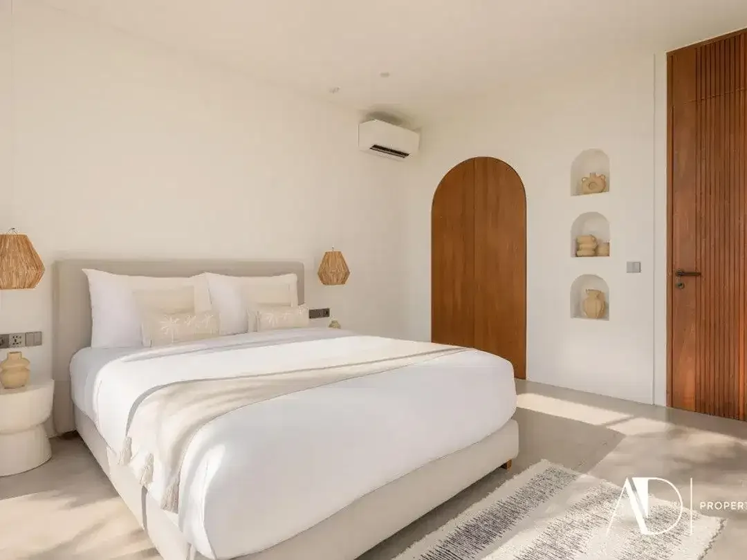 LEASEHOLD | 1-BEDROOM VILLA 100 METERS FROM SESEH BEACH - Image 10 of 10