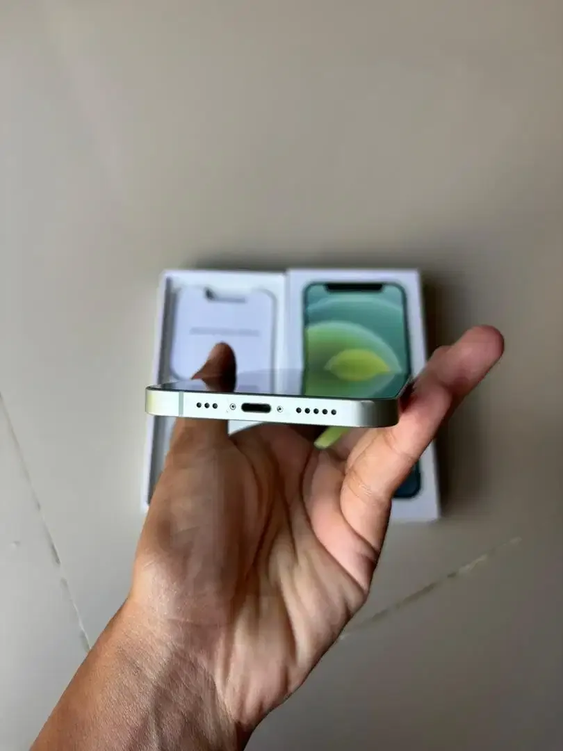 iPhone 12 Green 64GB inter - Image 8 of 8