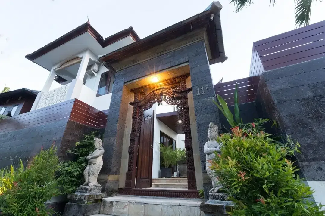 Vintage villa in banjar semer for sale - Image 9 of 10