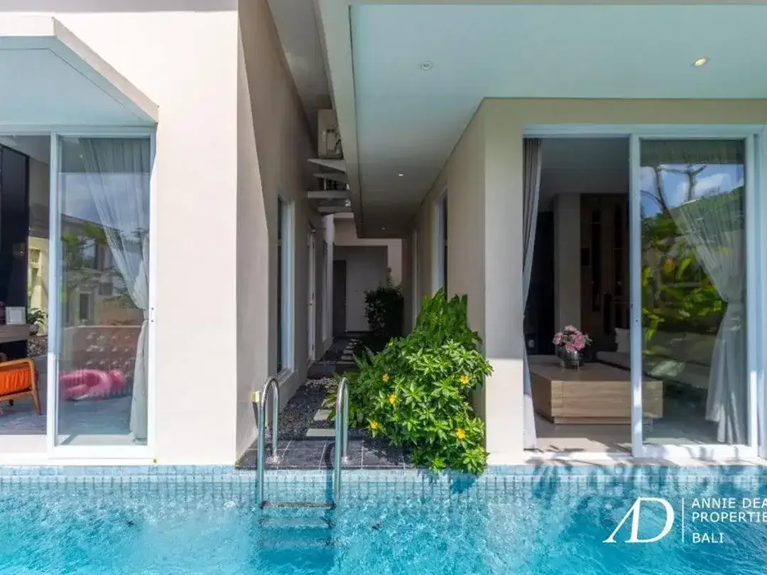 FREEHOLD MODERN 2-BEDROOM VILLA IN SECURE COMPLEX - NUSA DUA - Image 4 of 10