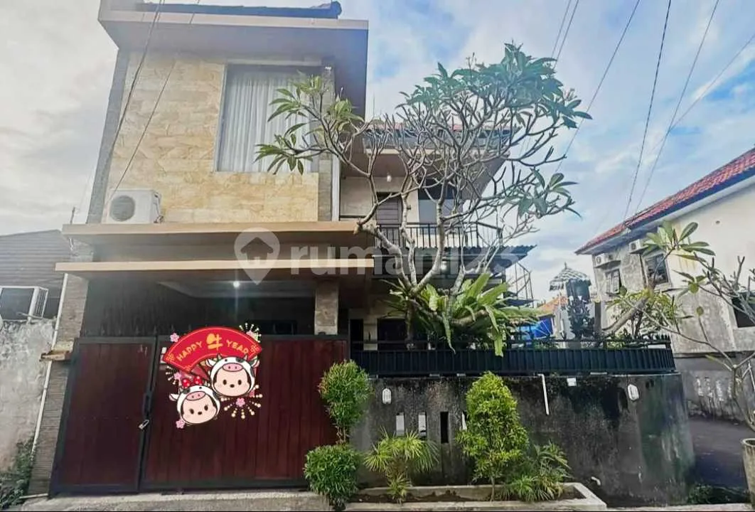 Rumah Renon Tukad Badung 4 Kamar Tidur Full Furnish - Image 1 of 4