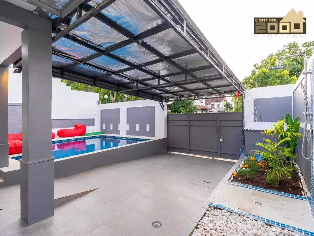 Modern 5 Bedrooms Villa With Ocean View From Rooftop At Pecatu - Image 10 of 10