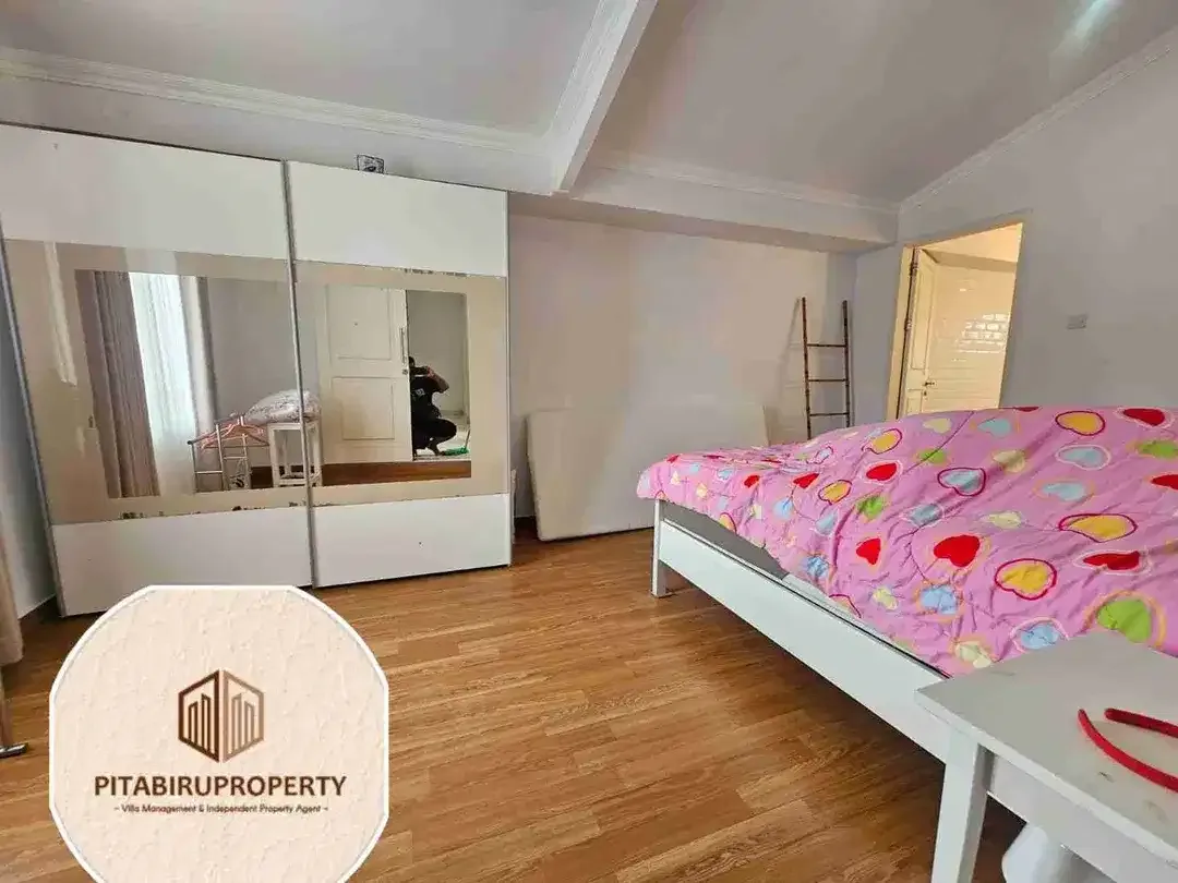 villa Cantik fully Furnished semer dekat umalas 288 sqm strategis - Image 4 of 6