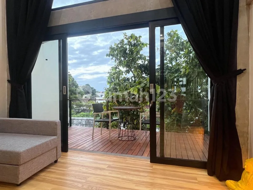 Loft Leasehold New Renovated In Heart Seminyak Bali - Image 1 of 4