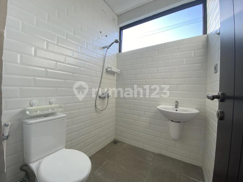 Rumah Minimalis Modern One Gate System Berlokasi Jimbaran. - Image 3 of 4