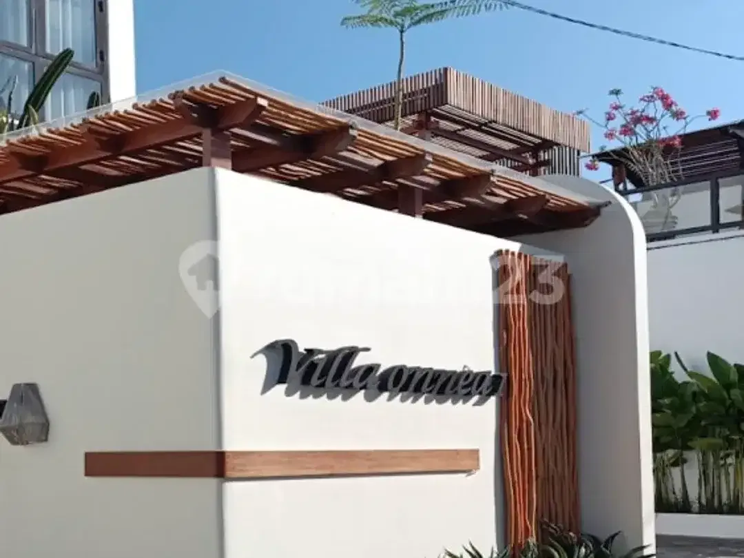 Luxury Mediteranian Villa For Sale In Canggu Only 5 Menit To Brawa Beach - Image 1 of 10