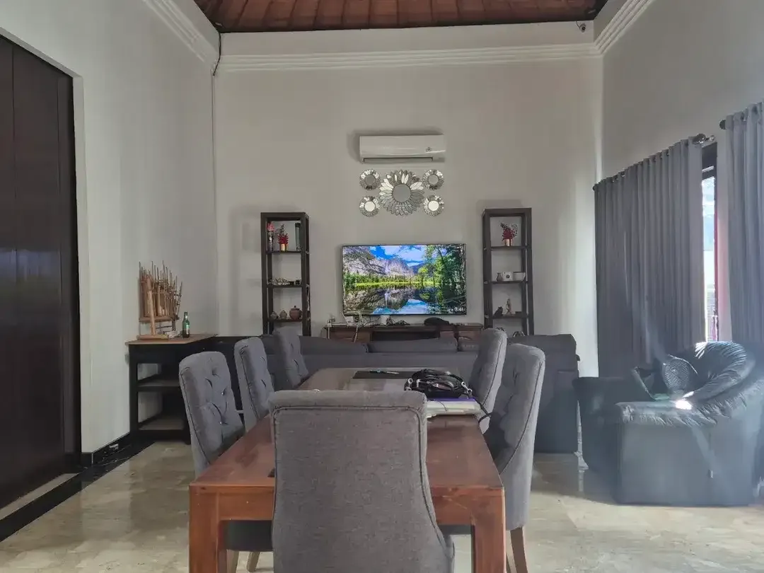 For Sale: Beautifully Maintained Freehold Villa in Jimbaran - Image 2 of 10