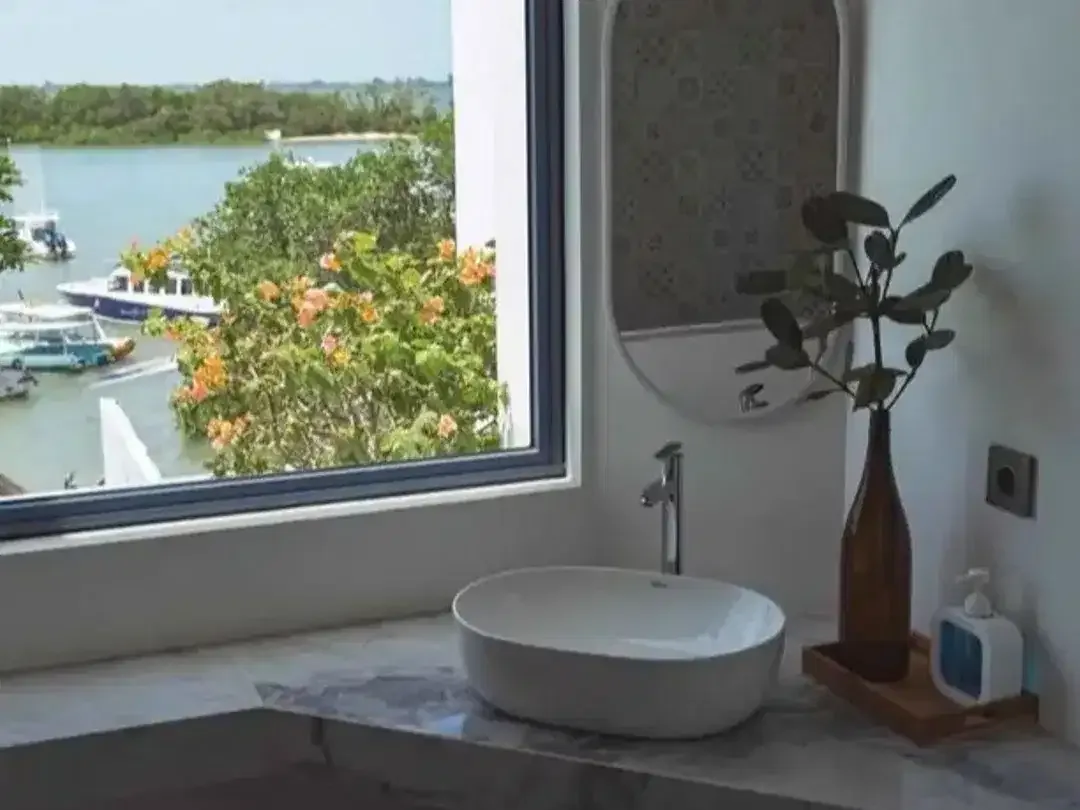 LUXURY VILLA VIEW BEACH FRONT DI TANJUNG BENOA NUSA DUA BALI - Image 4 of 10
