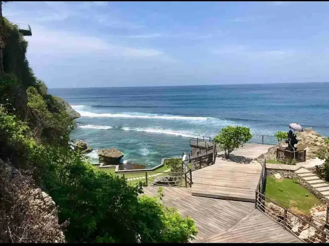 Tanah Tebing Pantai Uluwatu Full View Laut dan Sunset - Image 10 of 10