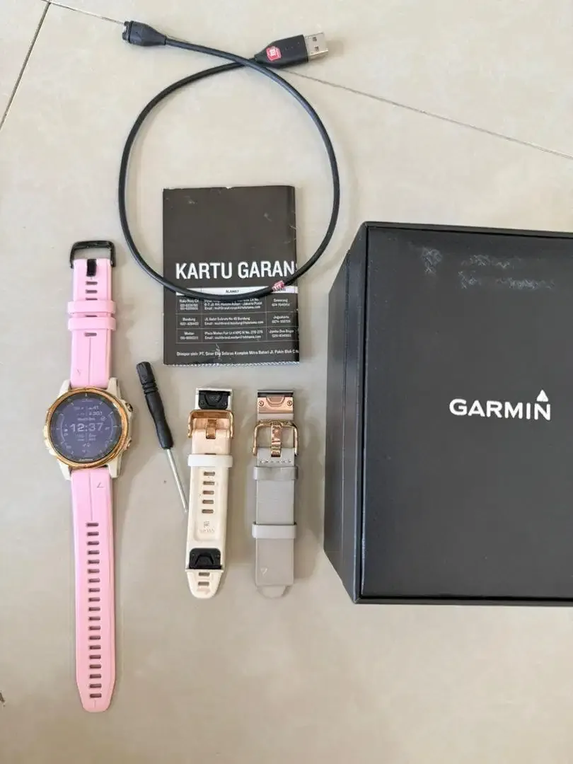 Dijual Jam tangan garmin fenix 5S plus second - Image 2 of 2