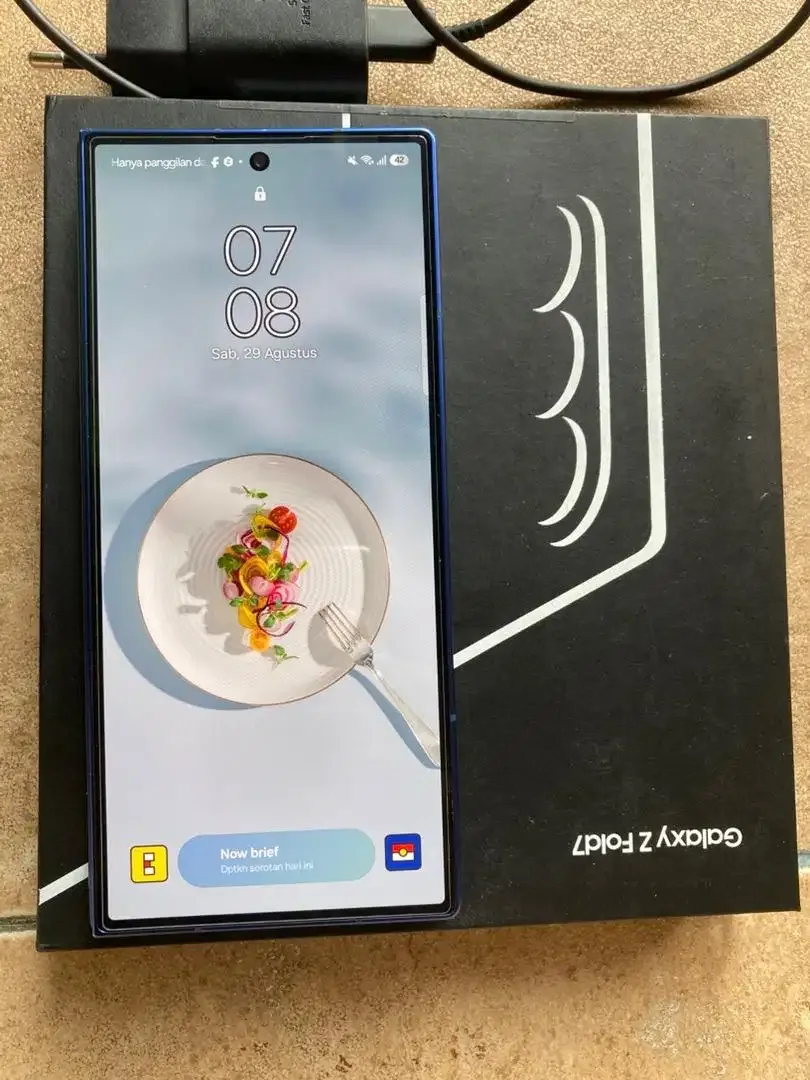 samsung z fold 7 12/512gb sein - Image 1 of 7