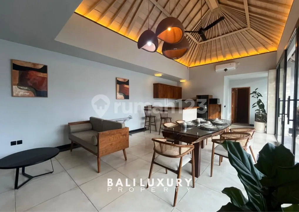 Freehold 2-Bedroom Villa - Fully Furnished In Prime Seminyak - Image 2 of 4