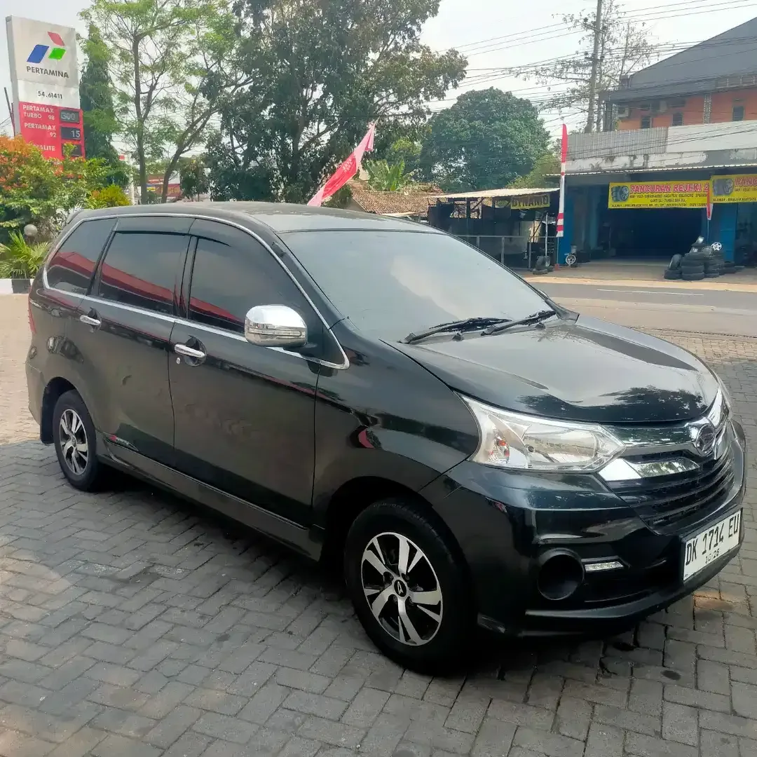 Xenia R Sporty Manual - Image 3 of 10