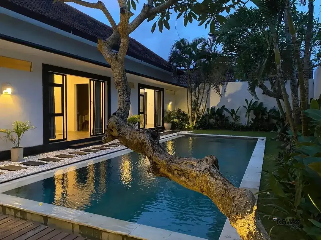 3 Bedroom Modern Tropical Villa For Rent, at Canggu - Image 7 of 10