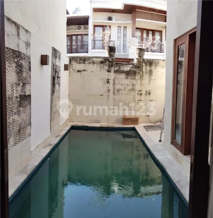 Disewakan Rumah 2 Lantai Minimalis Modern One Gate di Denpasar - Image 2 of 4