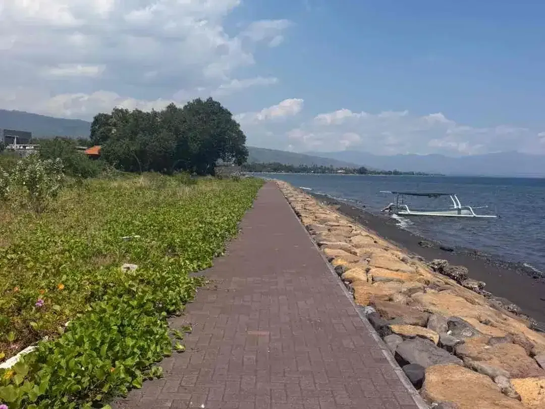 RARE BEACHFRONT LAND FOR SALE – LOVINA, NORTH BALI - Image 1 of 6