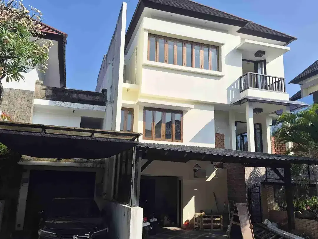 Rumah Style Villa One Gate Renon Dekat Sanur - Image 4 of 10