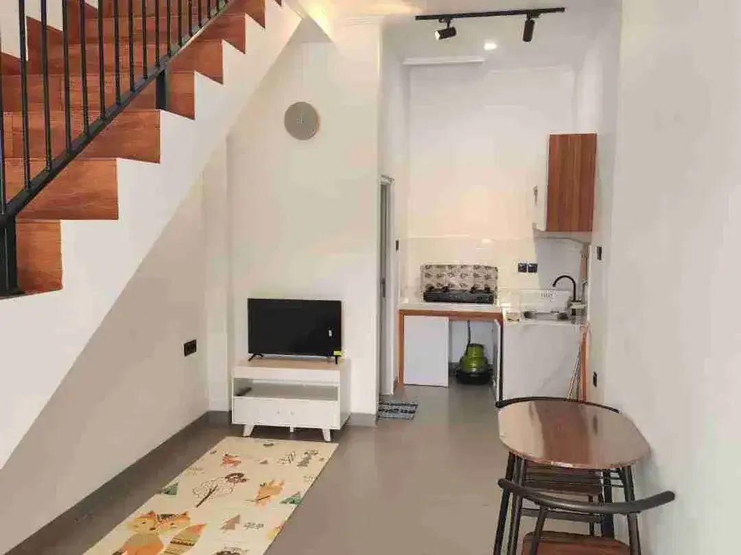 Rumah 2 Lantai Di Jual Fully Furnished Di Denpasar Utara - Image 3 of 10