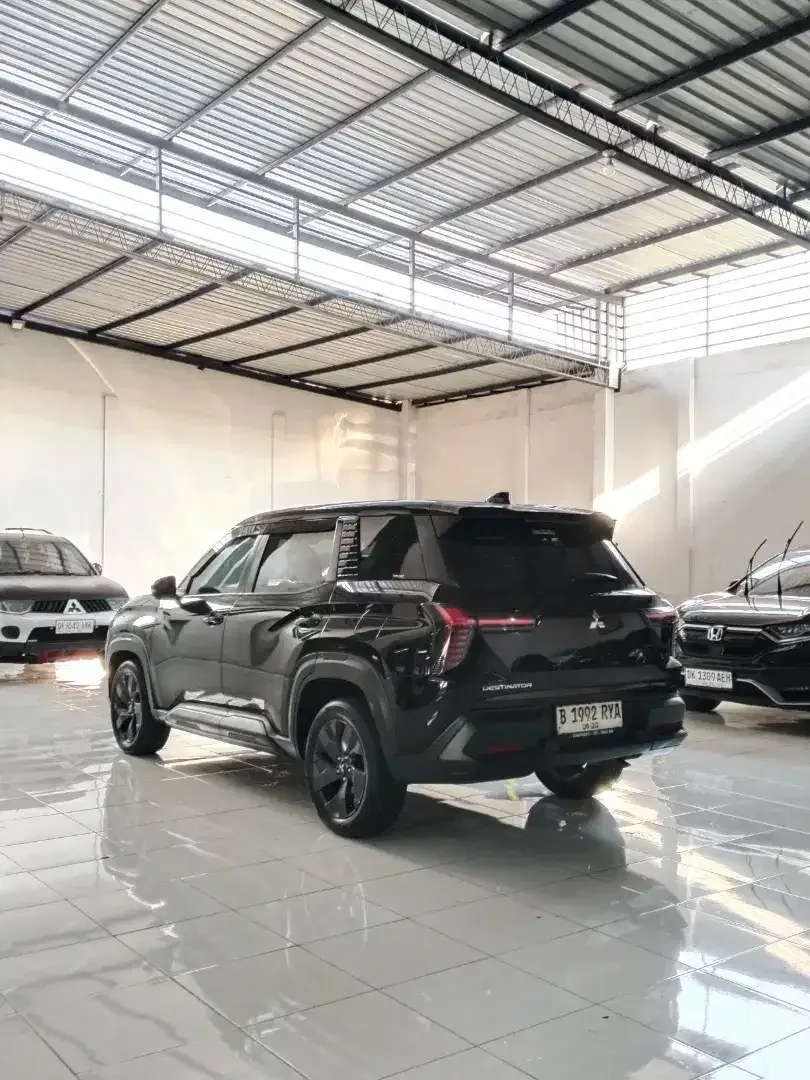 MITSUBISHI DESTINATOR MATIC LOW KM SEPERTI BARU - Image 4 of 10