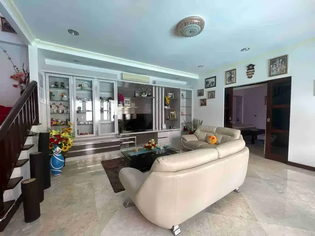 Villa Mewah Gaya Eropa di Cluster One Gate Sanur - Image 5 of 10