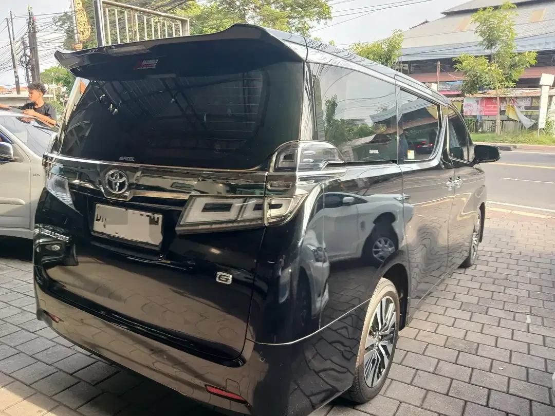 Toyota Vellfire G 2019 Hitam A/T 2.5cc - Image 6 of 9