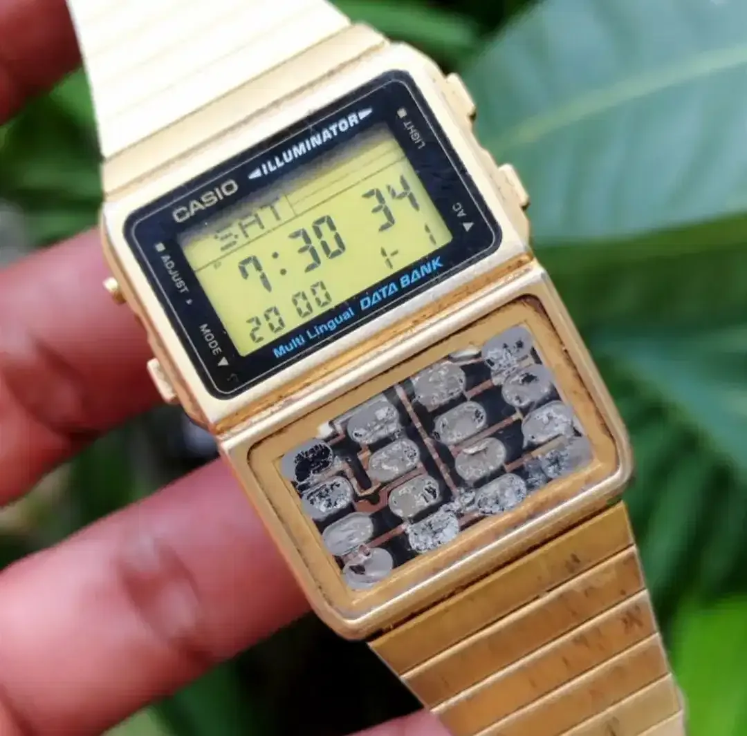 Jam tangan vintage.casio dbc 611G.casio vintage - Image 1 of 3