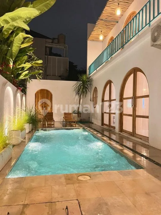 3Br Contemporary Villa, Modern Interior & Prime Location Seminyak - Image 1 of 4