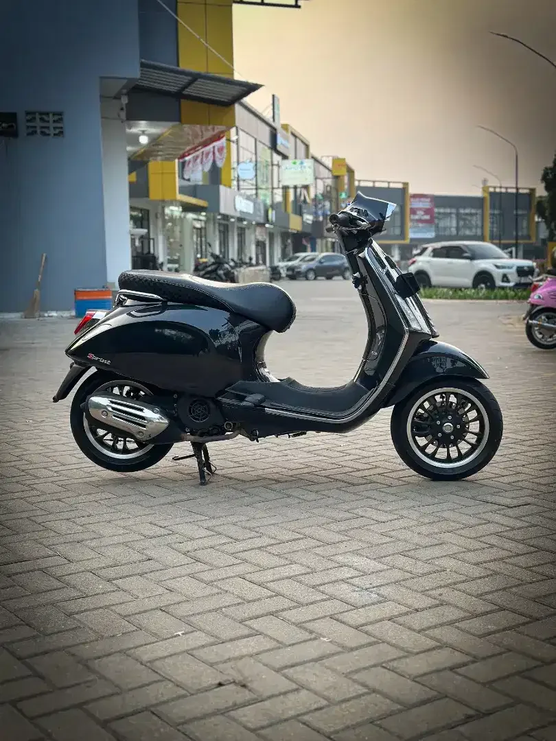 VESPA SPRINT 150 IGET ABS 2022 HITAM - TERMURAH - Image 10 of 10