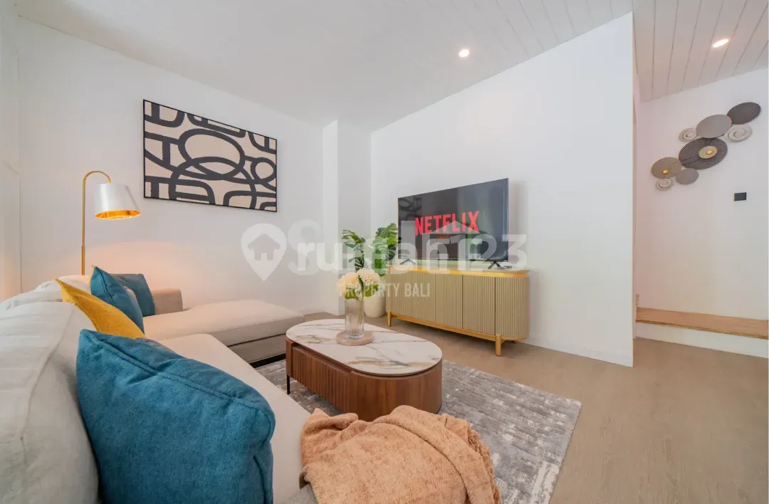 Dijual Villa Hak Milik - Elegan dan Cozy 3 Kamar dan Private Pool - Umalas Dekat Canggu, Bali - Sdfk063 - Image 4 of 4