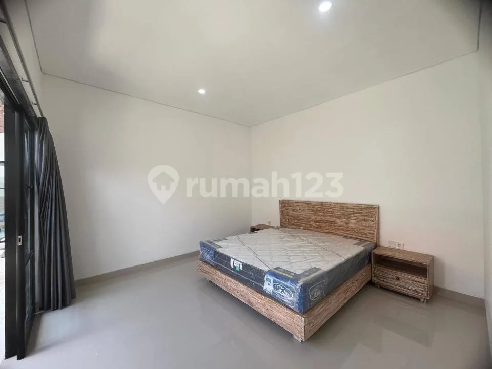 Villa Jalan Lebah Sari Kuta Utara Full Furnished - Image 2 of 4