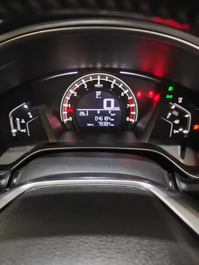 Honda CRV turbo 1.5 Prestige 2018 Automatic - Image 5 of 9
