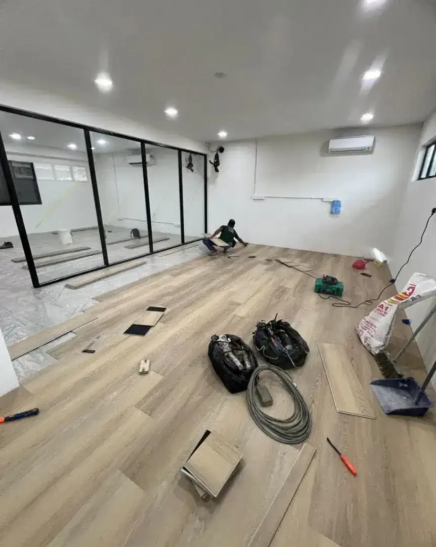 Jasa pemasangan vinyl lantai - Image 2 of 3