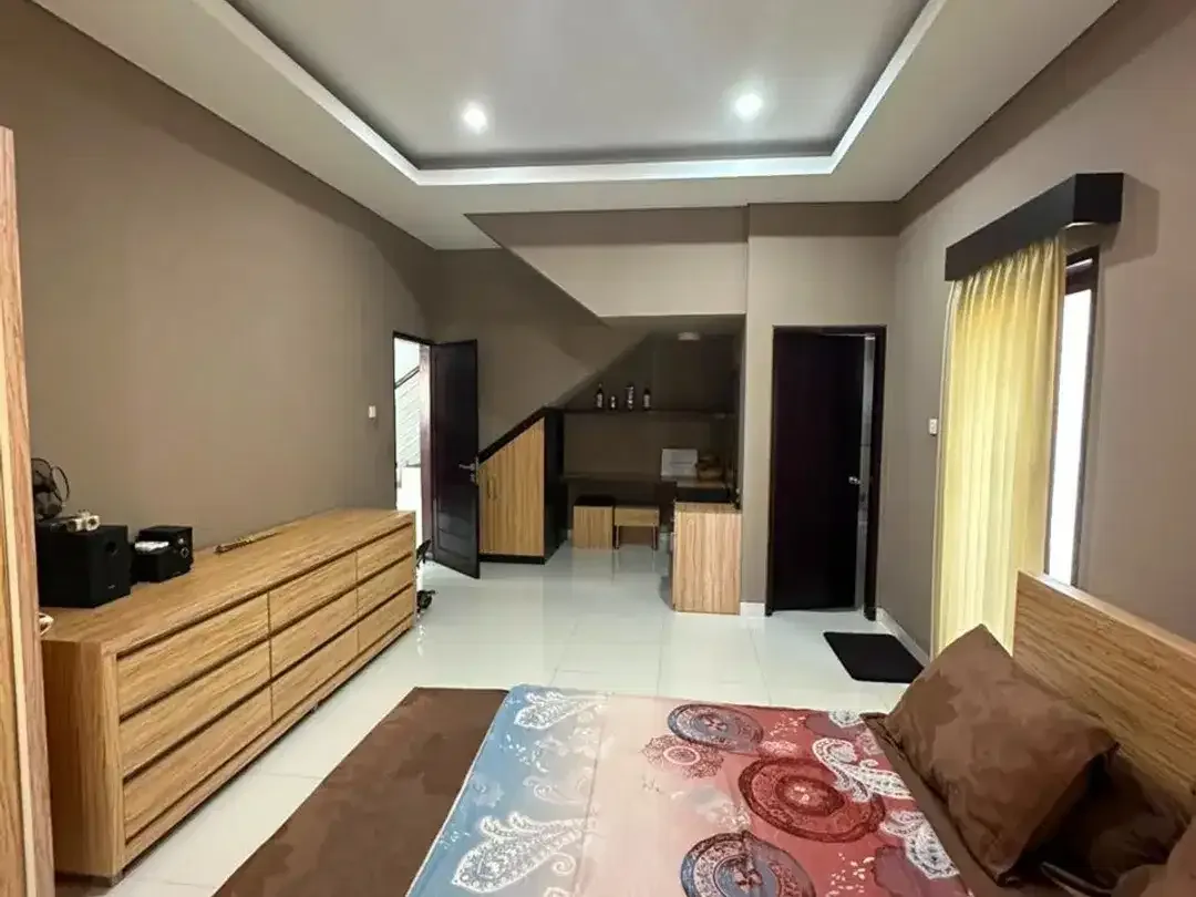 Dijual Rumah Mewah Hook 2 Lantai di Kawasan Elite Denpasar Selatan. - Image 8 of 10