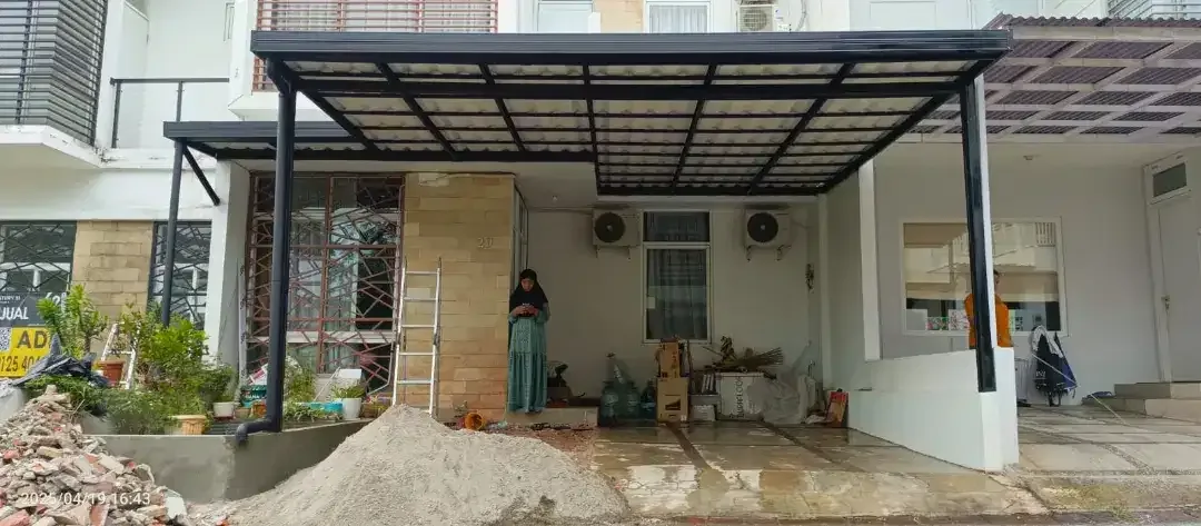 Kanopi rangka baja ringan terpasang rapi dan bersih - Image 7 of 7