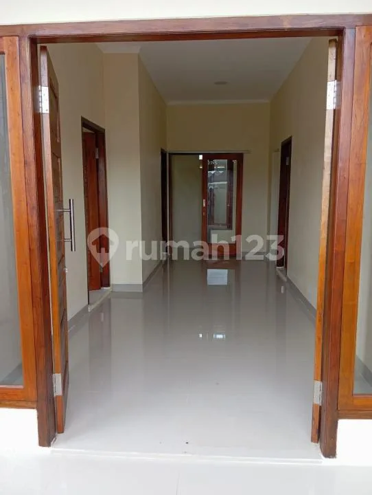 Disewakan Rumah Lantai I di Kawasan Renon Jl. Tukad Bilok Gg Harum - Image 3 of 4