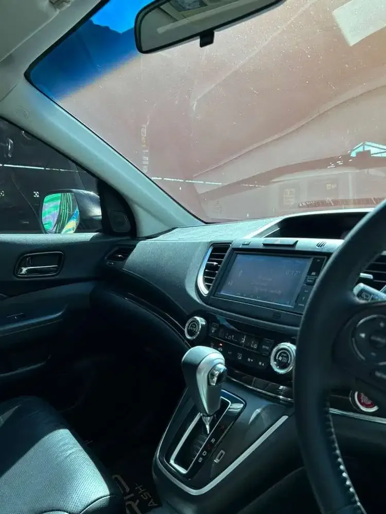 Honda CR-V 2016 Bensin - Image 4 of 10
