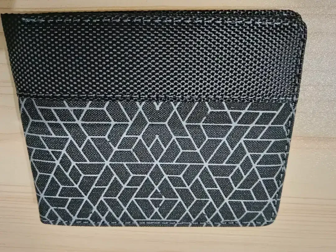 100rb BARU-Dijual Cepat Dompet Eiger 100% Original Bahan Canvas - Image 3 of 6