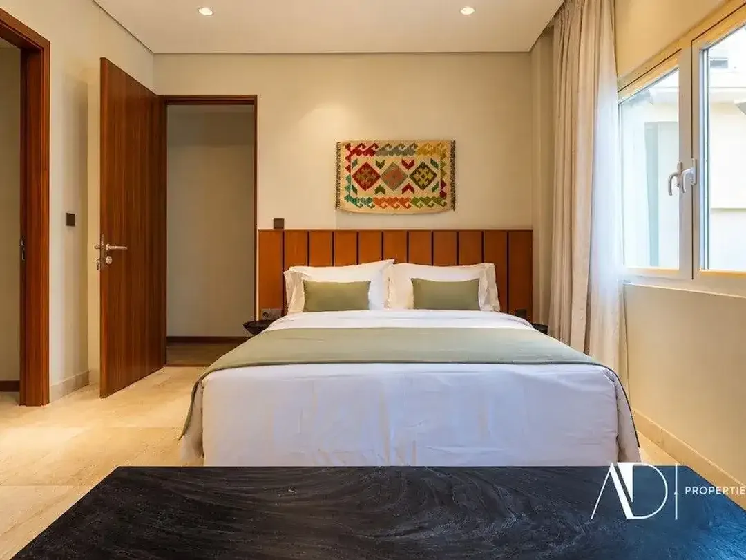 FREEHOLD | MODERN 5-BEDROOM VILLA IN PETITENGET, SEMINYAK - Image 9 of 10