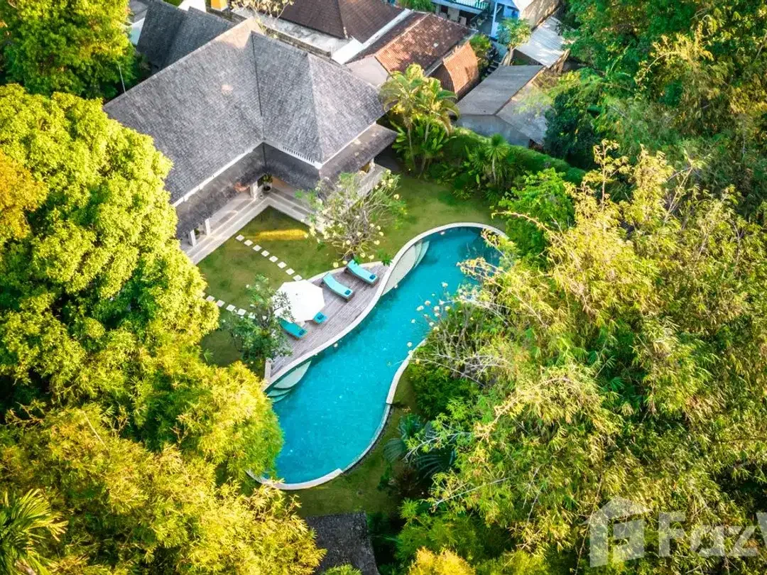 4 Bedroom Villa for sale in Kerobokan, Bali - Image 4 of 10