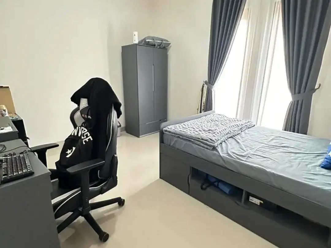 DIJUAL RUMAH 2 LANTAI FULLY FURNISHED – TUKAD BALIAN, RENON, DENPASAR SELATAN ( IR ) - Image 9 of 10