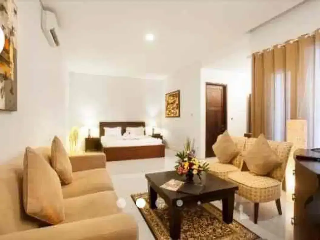 Hotel Strategis Dijual Dekat Bandara Ngurah Rai full furnished - Image 2 of 6