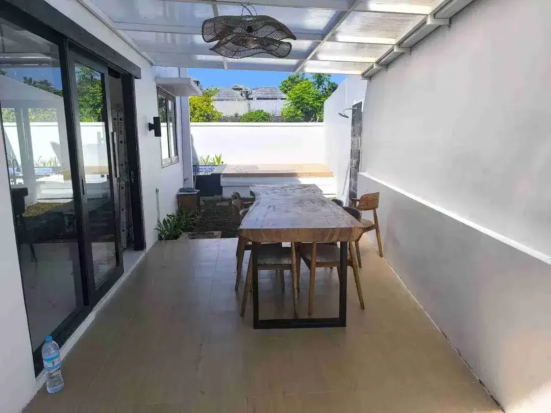Disewakan rumah semi villa full furnished di puri gading jimbaran - Image 2 of 8