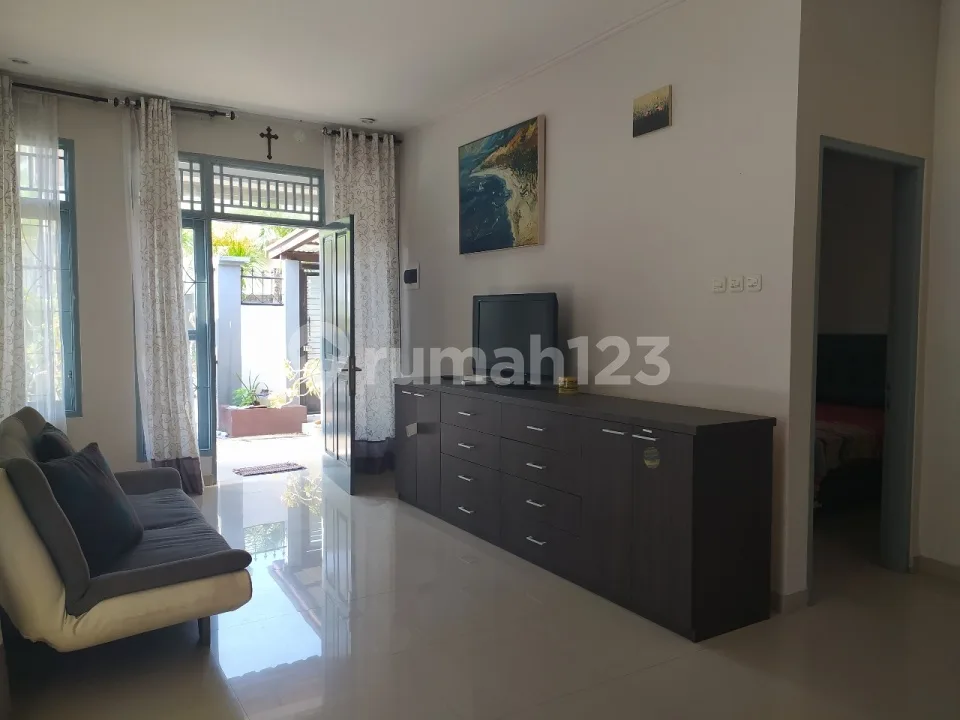 Homey Villa 2 Bedrooms For Sale Puri Gading Area - Image 4 of 4