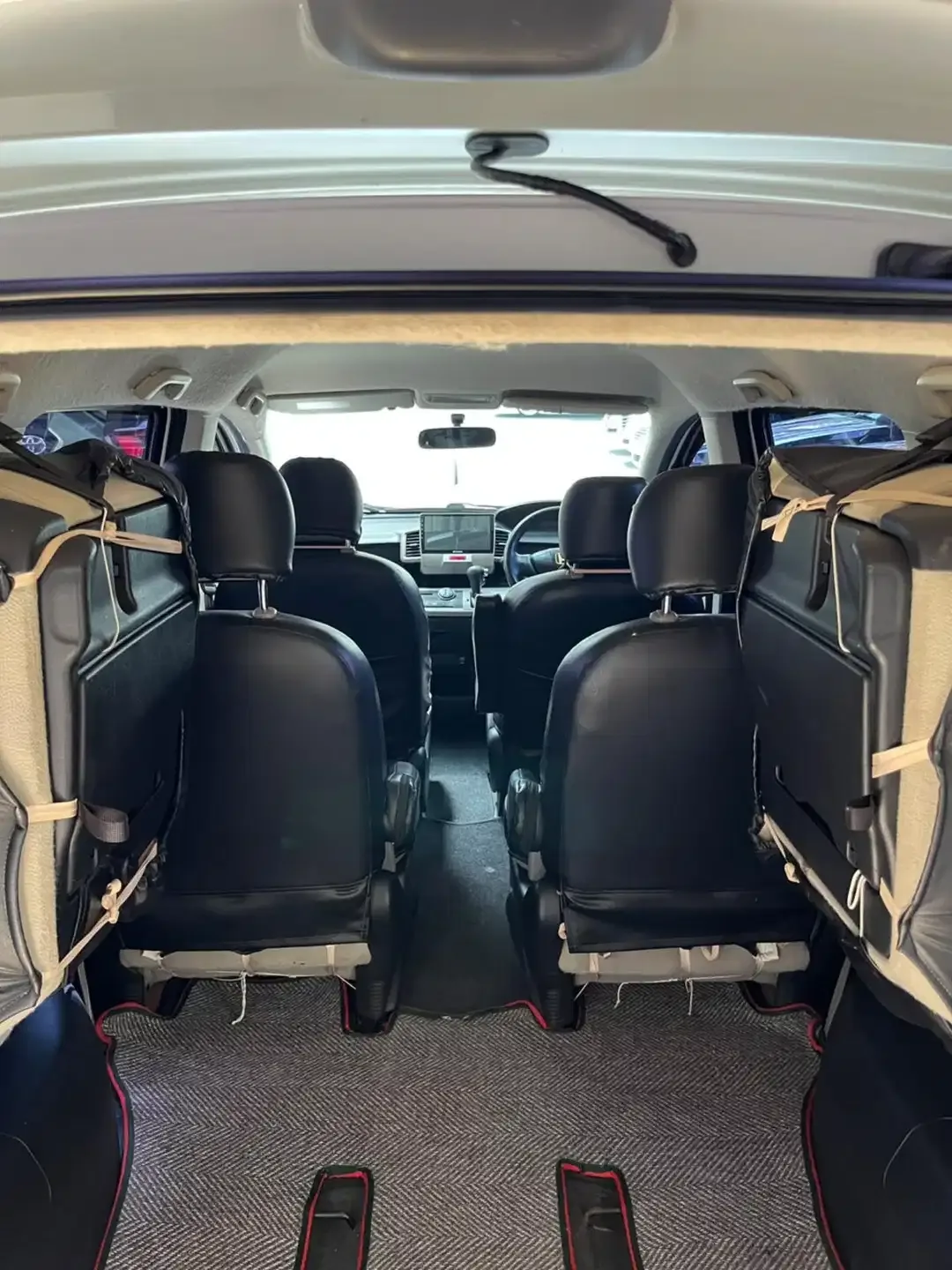 Honda Freed E 2012 putih - Image 7 of 10
