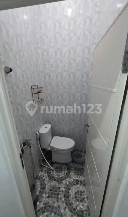 Cozy & Minimalist Living In Canggu! 2 Bedrooms - Image 4 of 4