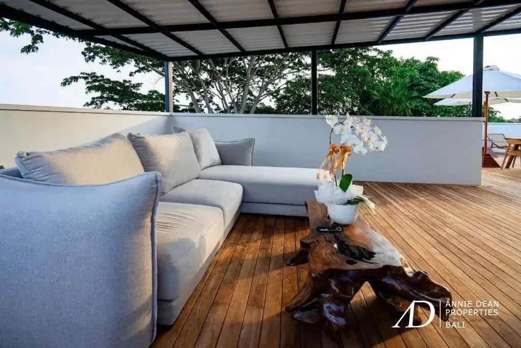 FREEHOLD | MODERN VILLA WITH ROOFTOP TERRACE IN PADONAN, CANGGU - Image 6 of 10