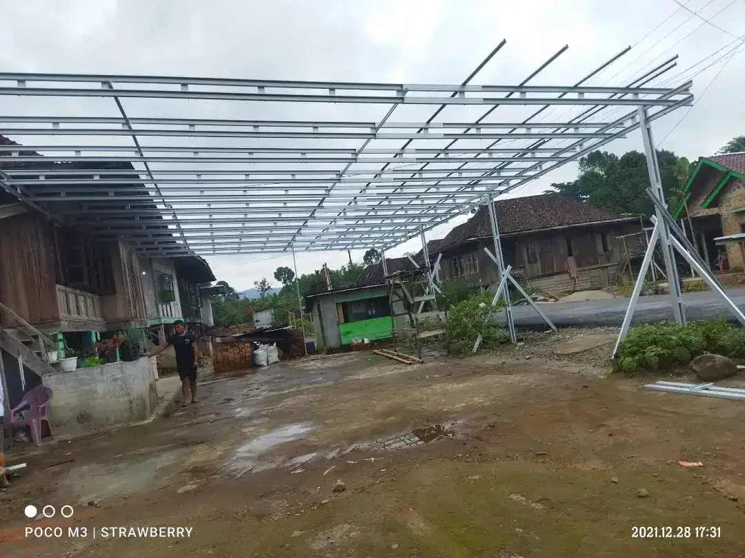 Pasang rangka baja ringan terpasang rapi - Image 2 of 10