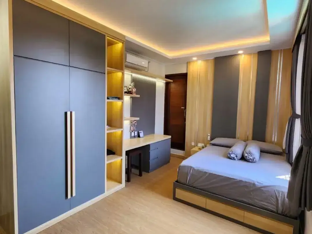[FOR SALE] Luxurious Modern 4-Bedroom Villa with Private Pool in the Heart of Sanur Tourism Hub - Image 1 of 8