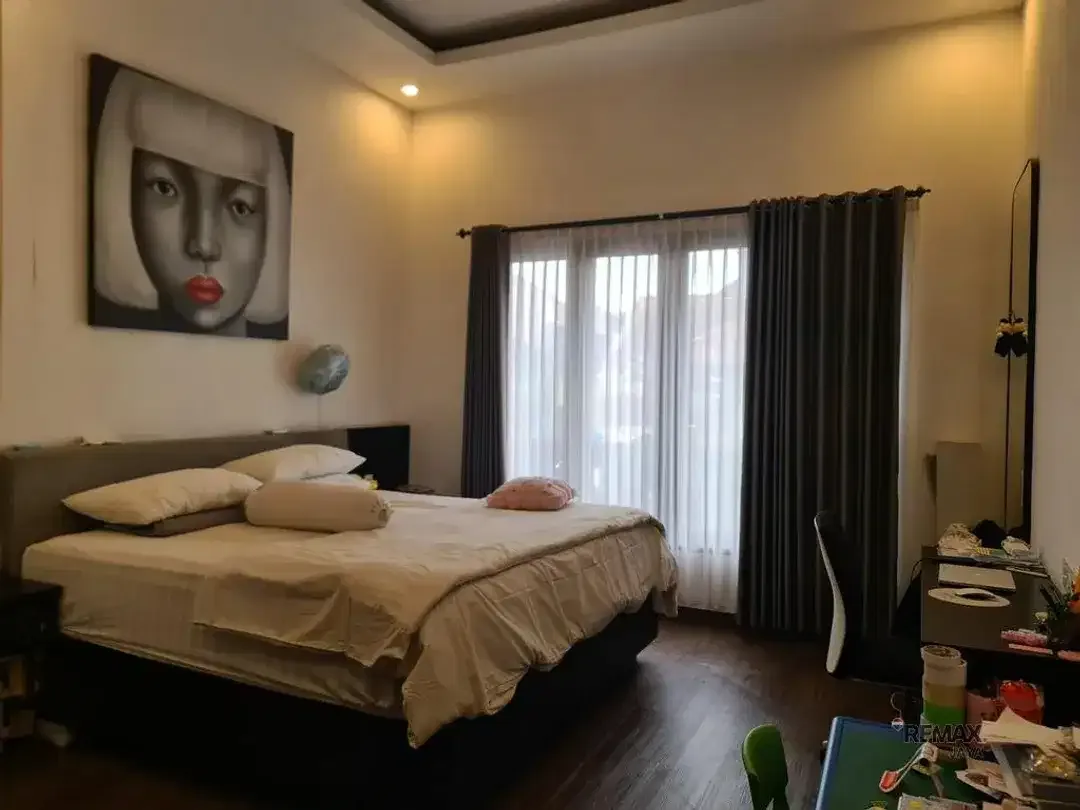 Rumah Hook 4 Kamar Tidur Dijual di Taman Griya Jimbaran Area - Image 9 of 10